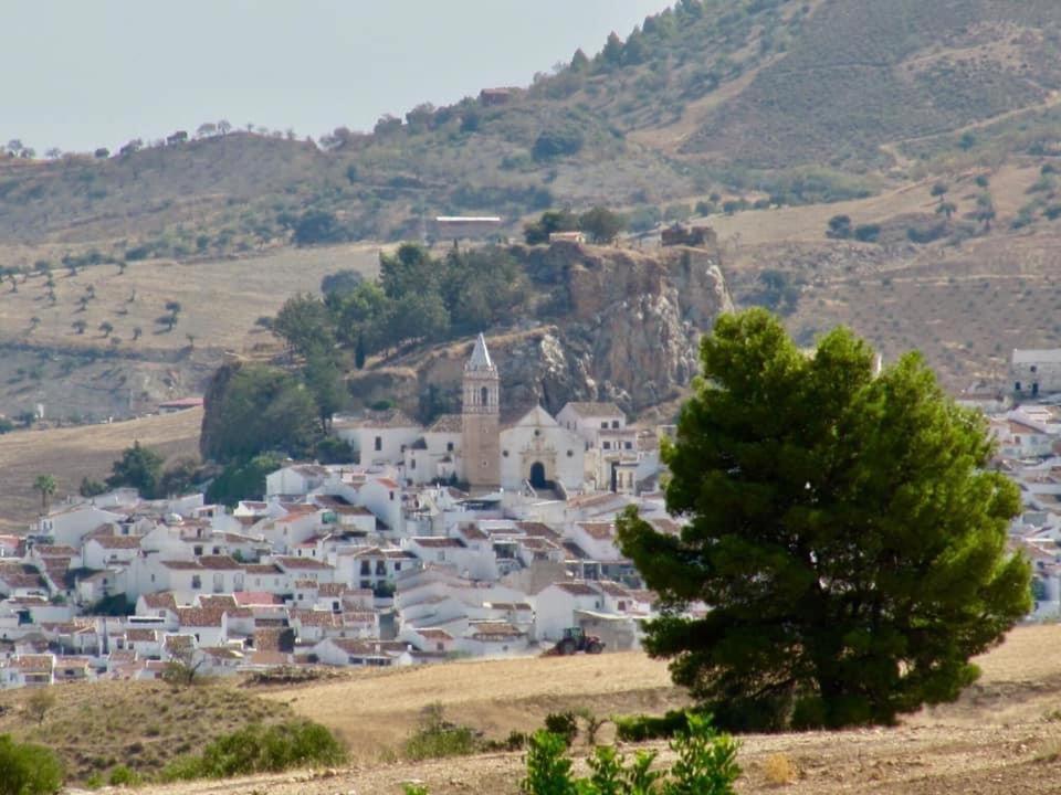 Studio Apartment In Ardales, Cerca El Caminito Del Rey Y Embalses エクステリア 写真